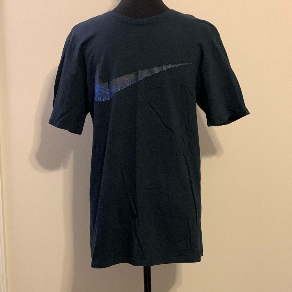 Men’s Nike T-shirt | M